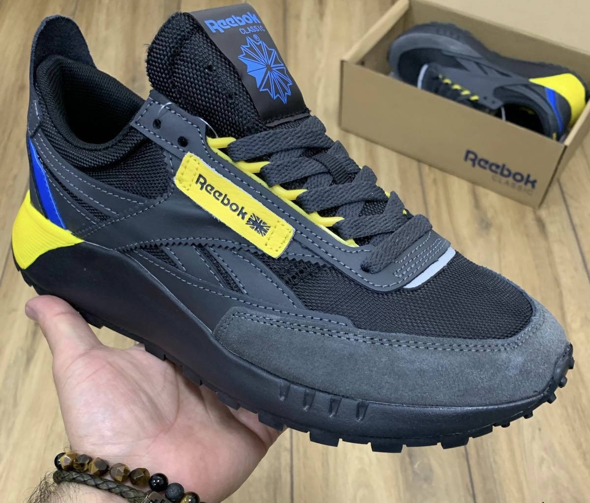 

Модные мужские кроссовки Reebok 44