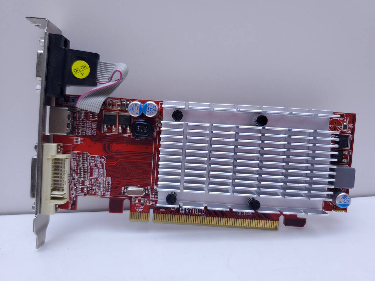 

Видеокарта ATI RADEON HD 4350 512mb PCI-E HDMI