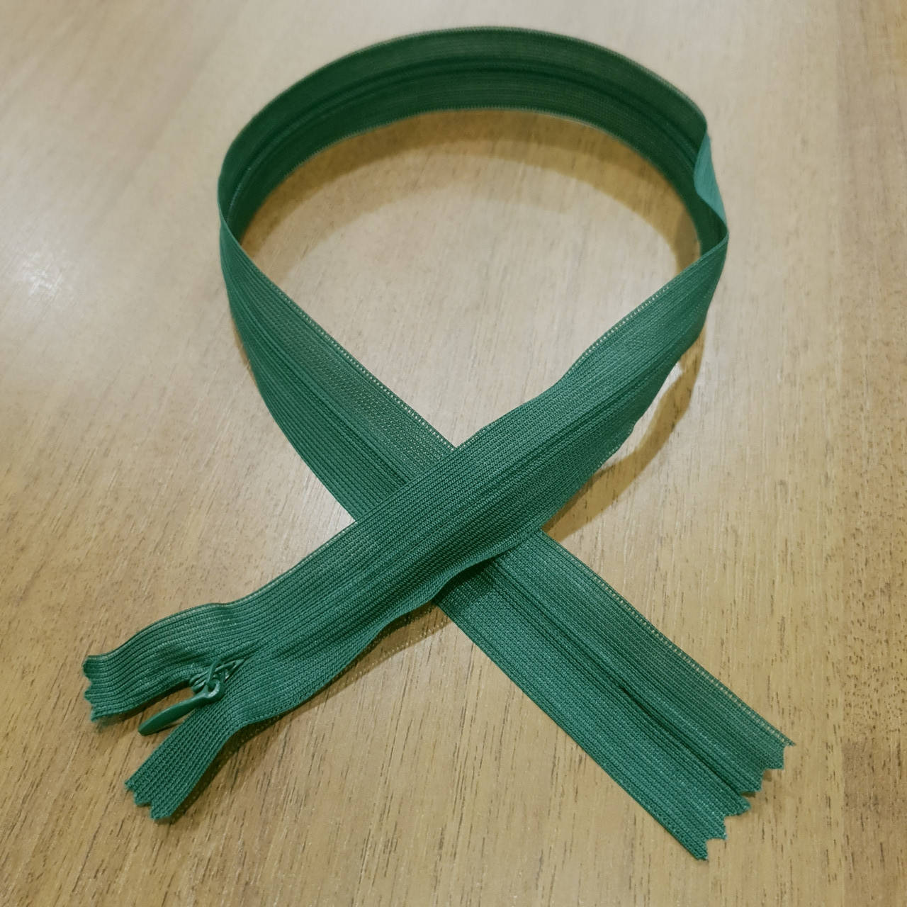 

Молния потайная 50см. №272 100шт.