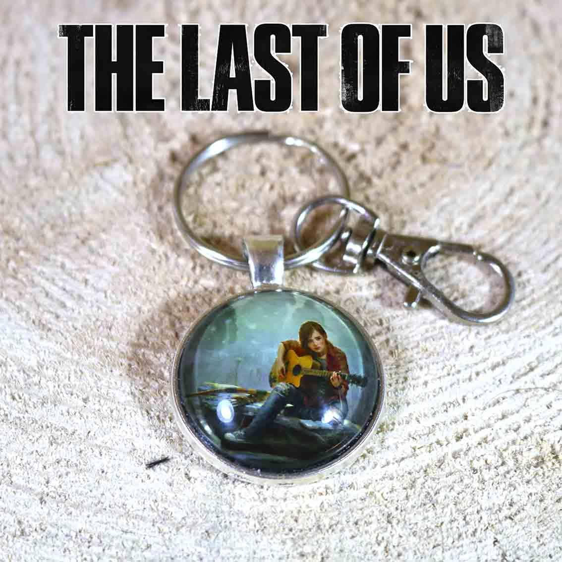 

Брелок The Last of Us с Элли