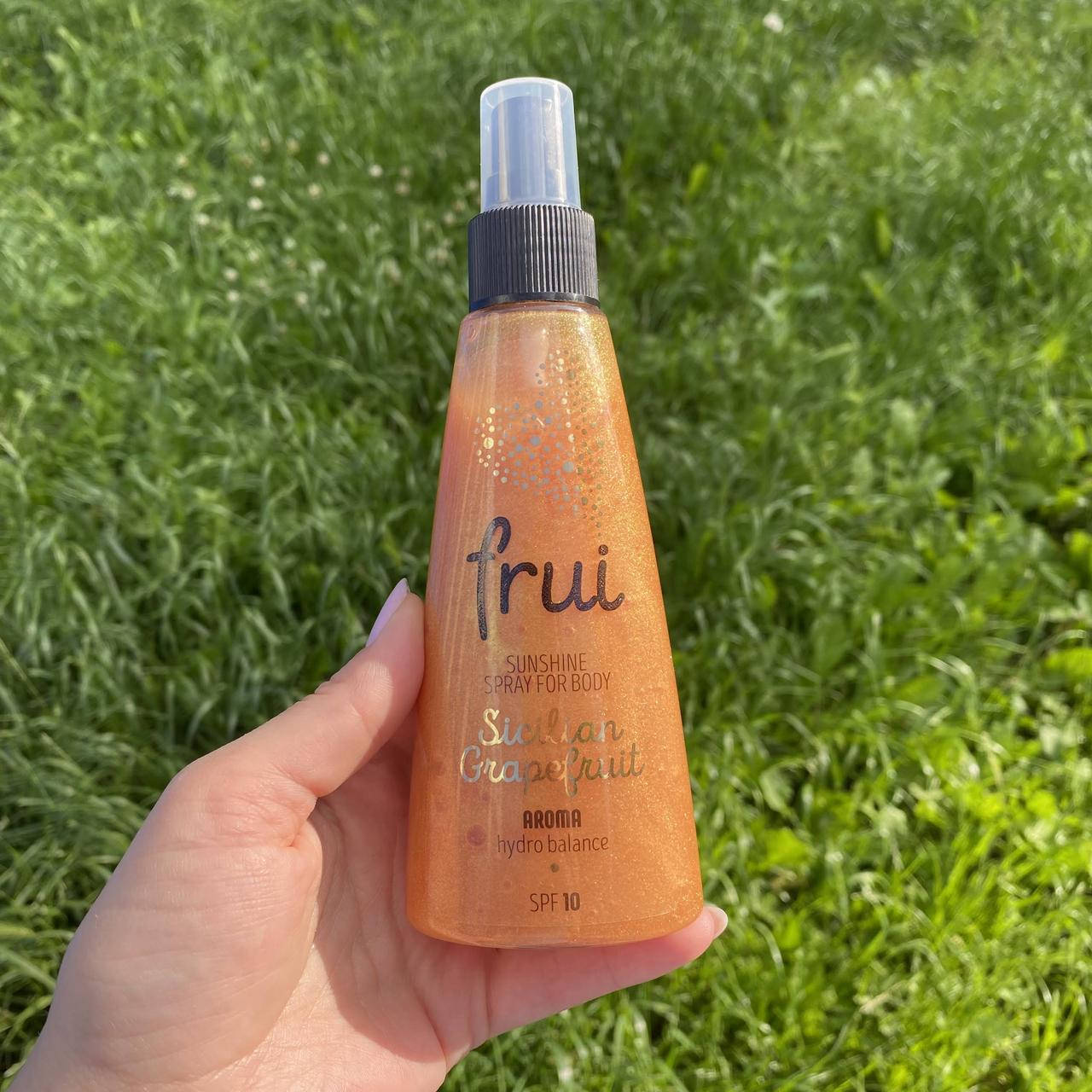 

Сияющий солнцезащитный спрей для тела Frui Sunshine Spray For Body Sicilian Grapefruit