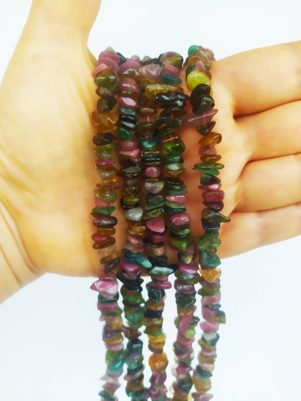 

Бусины из натурального камня турмалин (гравий)