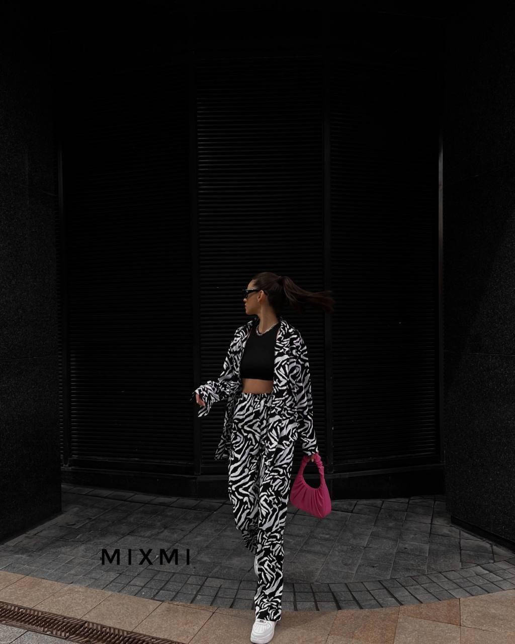 

Женский весенний костюм ,принт зебра, Кофта с длинным рукавом и свободные штаны с завышенной талией