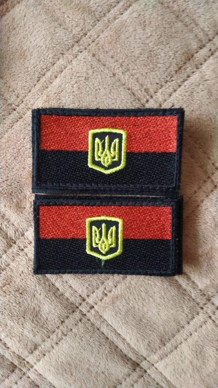

Україна, прапор червоно-чорний. Шеврон, нашивка на ліпучку.