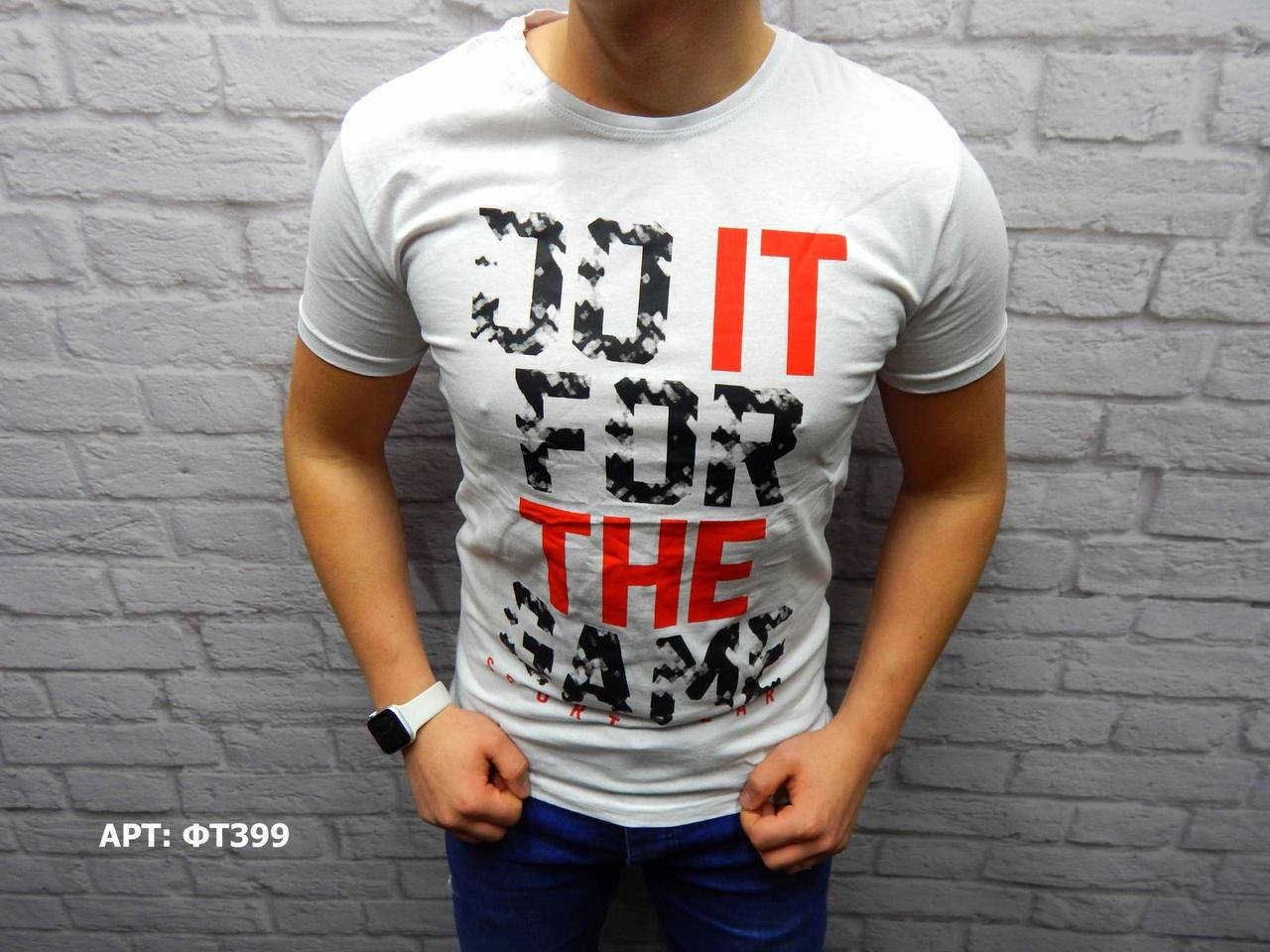 

Мужская футболка Размеры: M