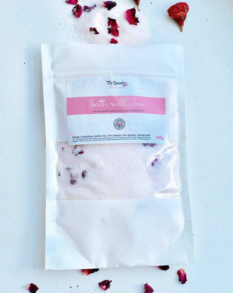 

Розовая гималайская соль для ванной с лепестками роз и эфирными маслами Top Beauty 300г