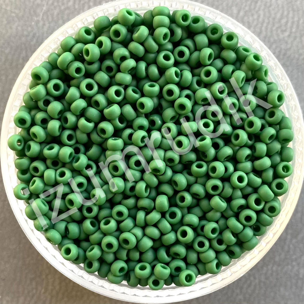 

Бисер круглый TOHO TR-11-47HF