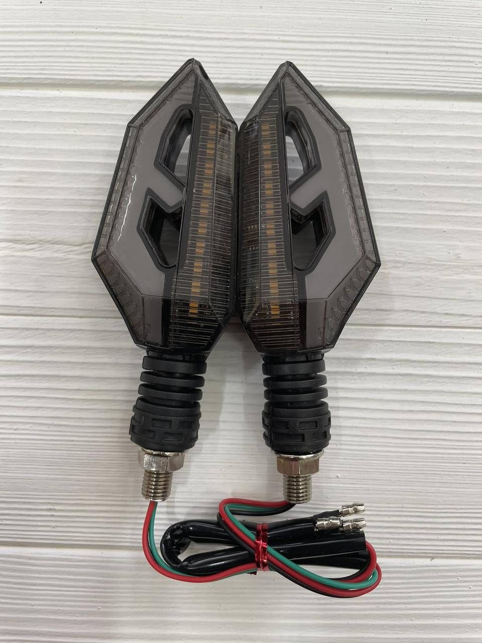 

Поворот диодный на гибкой ножке + габарит белый LED СТРЕЛА