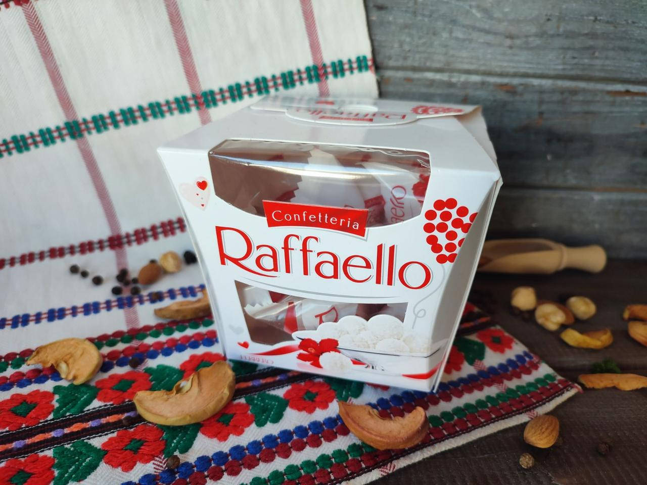 

Конфеты Raffaello 150 г
