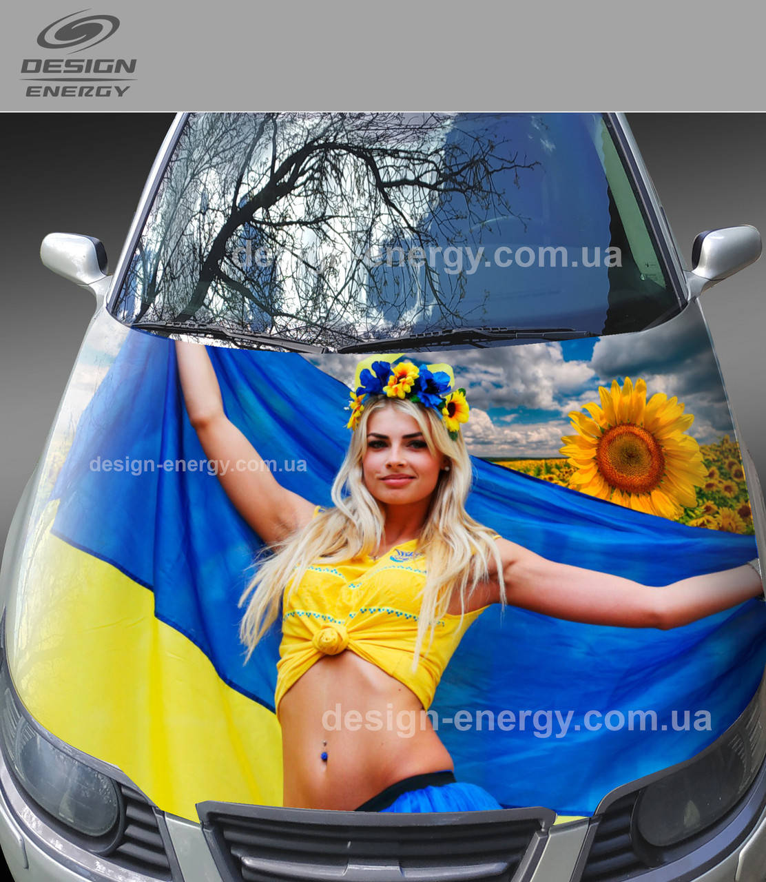 

Наклейка на капот Девушка с флагом Украины