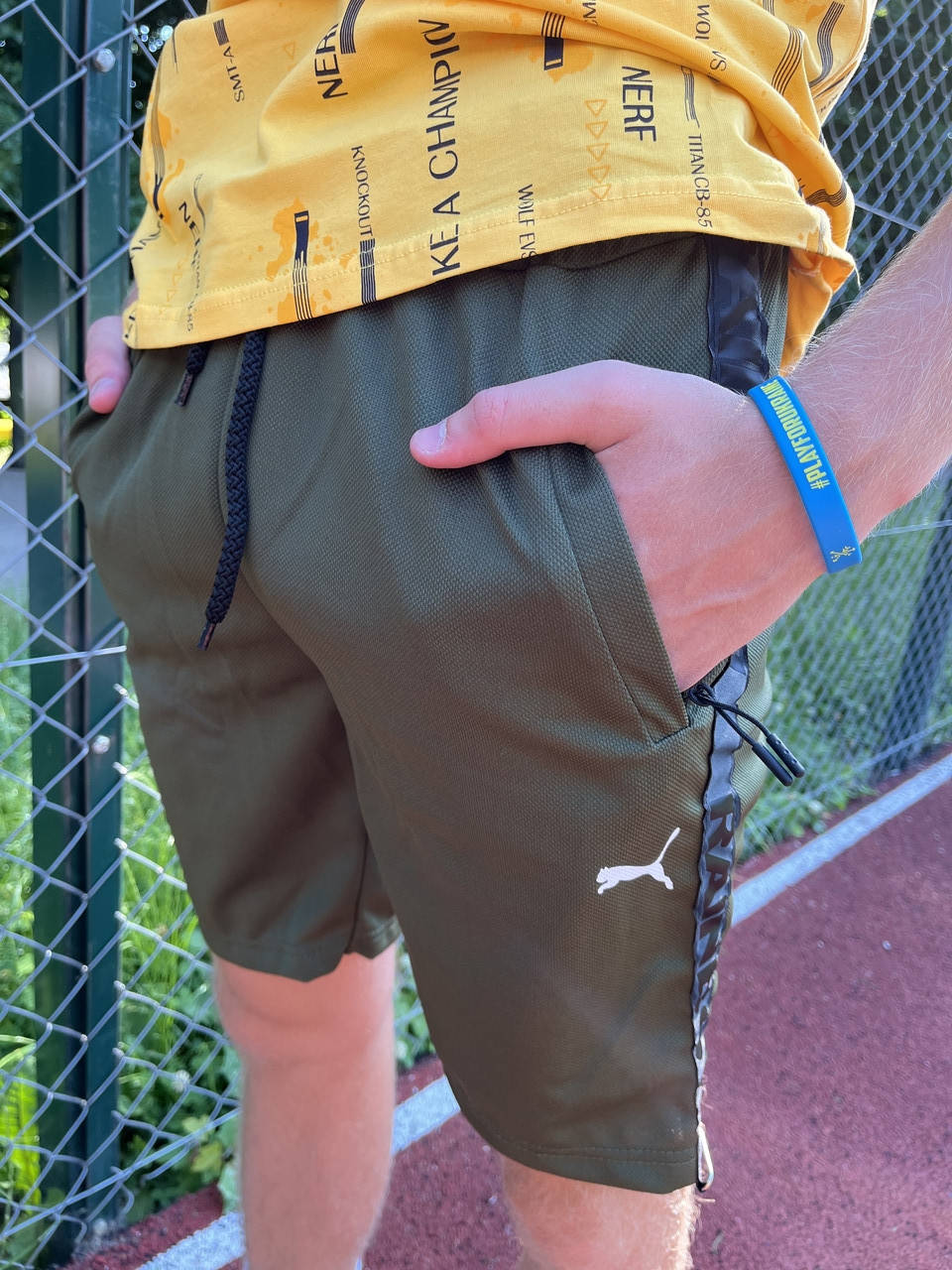 

Мужские шорты PUMA хаки L