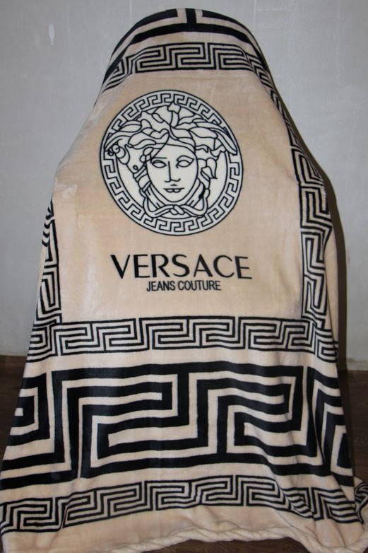 

Велюровое покрывало Евро размера Versace беж