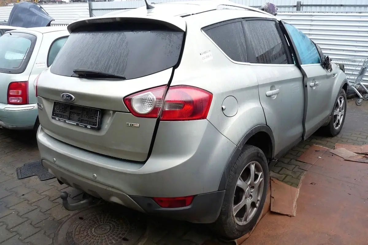 

Фонарь стоп Права w Ford Kuga MK1 2008 под заказ 2-4 дн