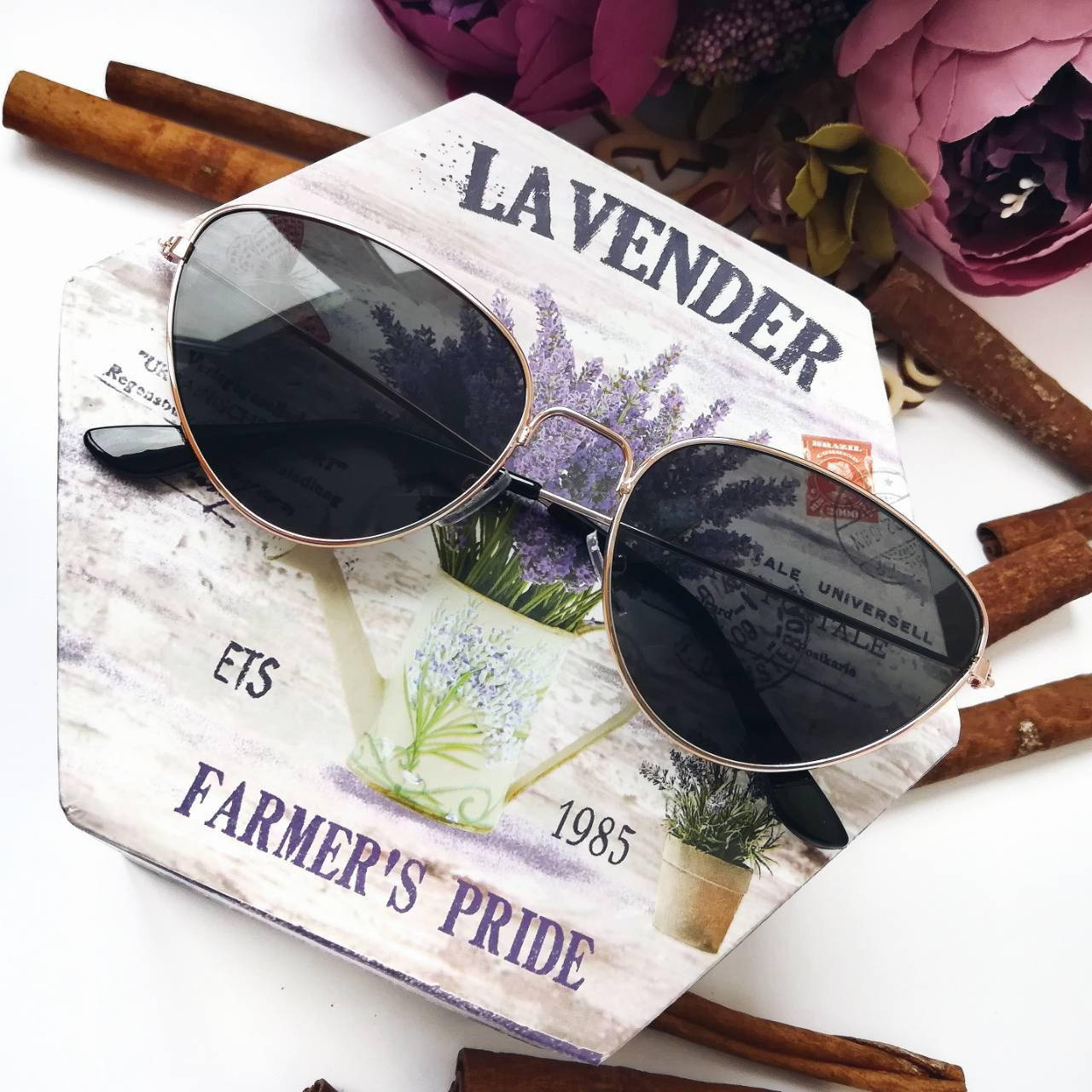 

Солнцезащитные женские очки