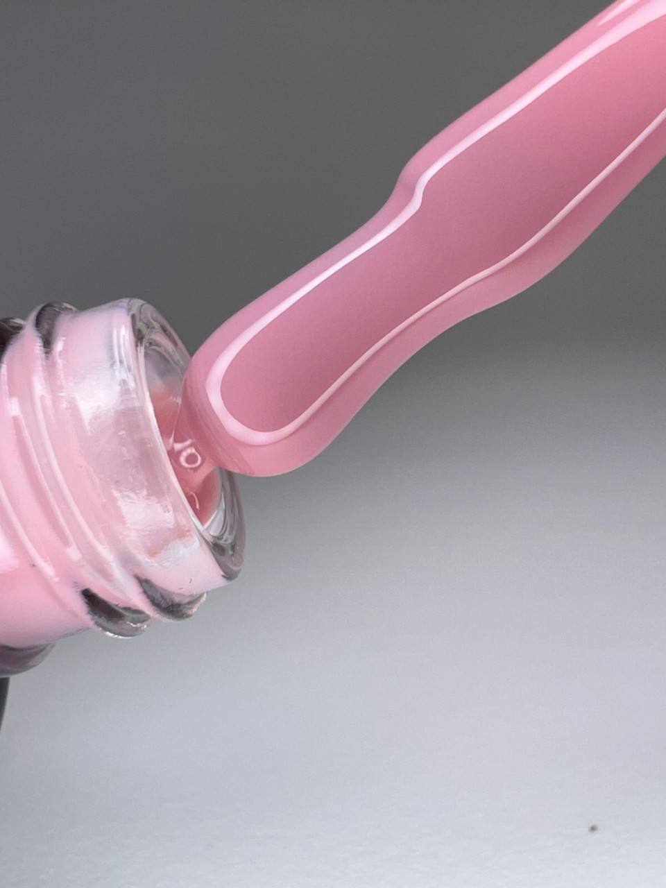 

005 STRONG rubber base 016 грамм