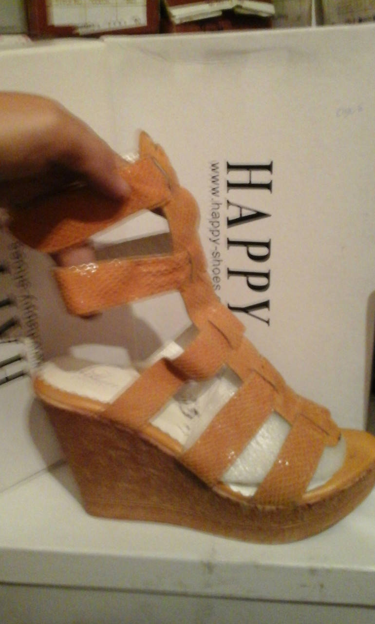 

Босоножки натуральная кожа