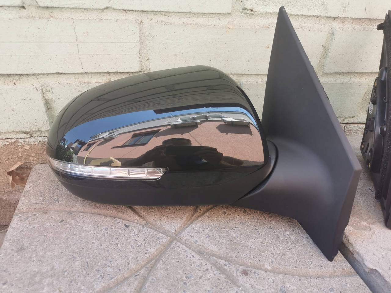

Зеркало правое Kia Rio 2011-2014 (Tempest) элект. подогрев с повторителем поворота