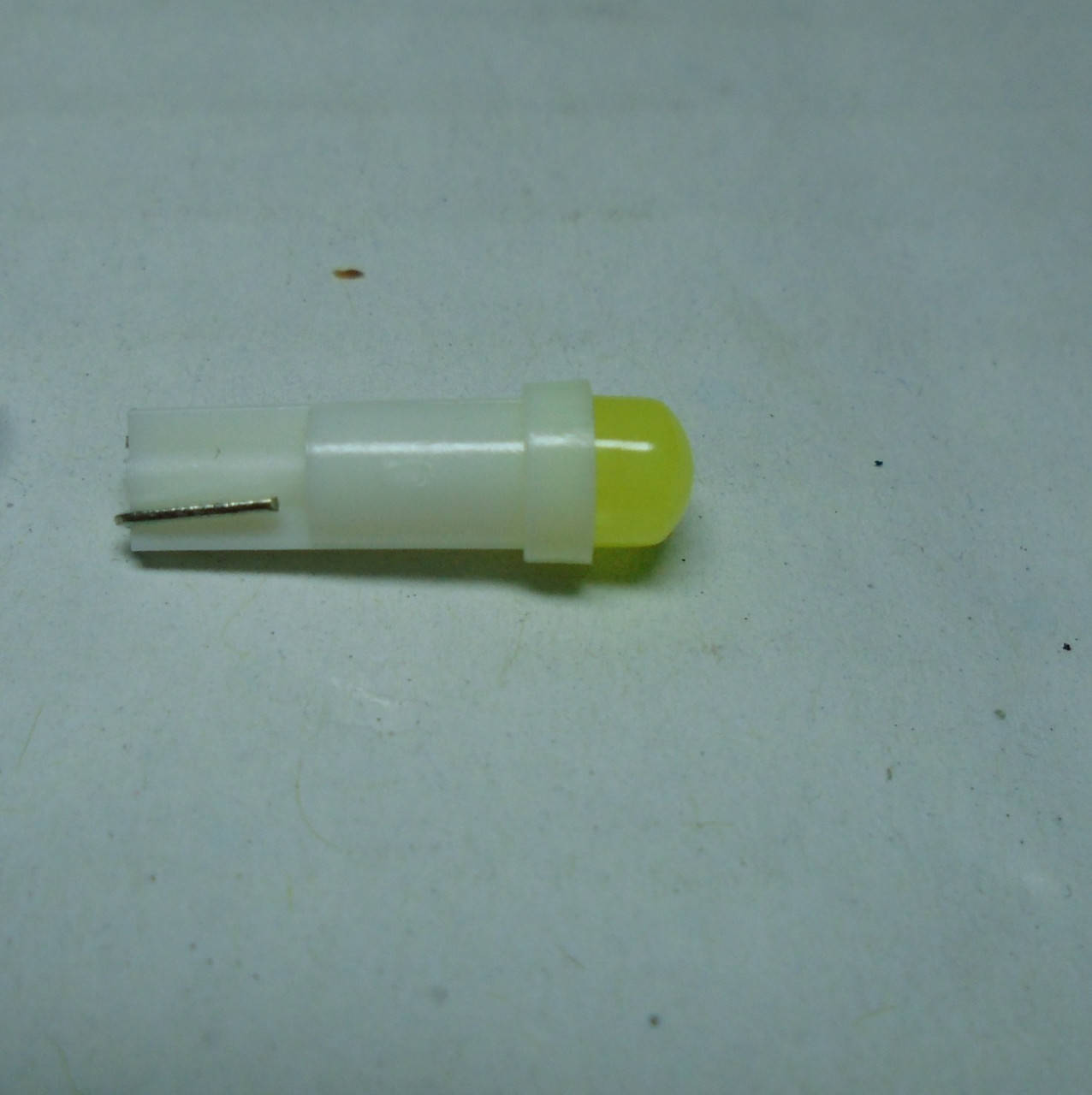 

Лампа светодиодная приборной панели W2x4.6d T5 белая