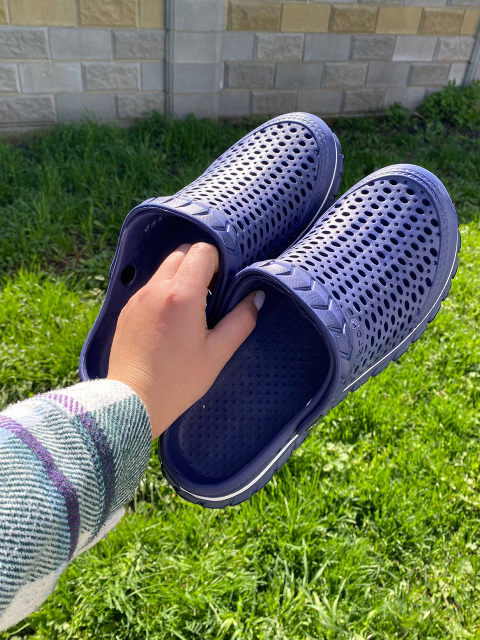 

Тапки типа крокс женские фиолетовые