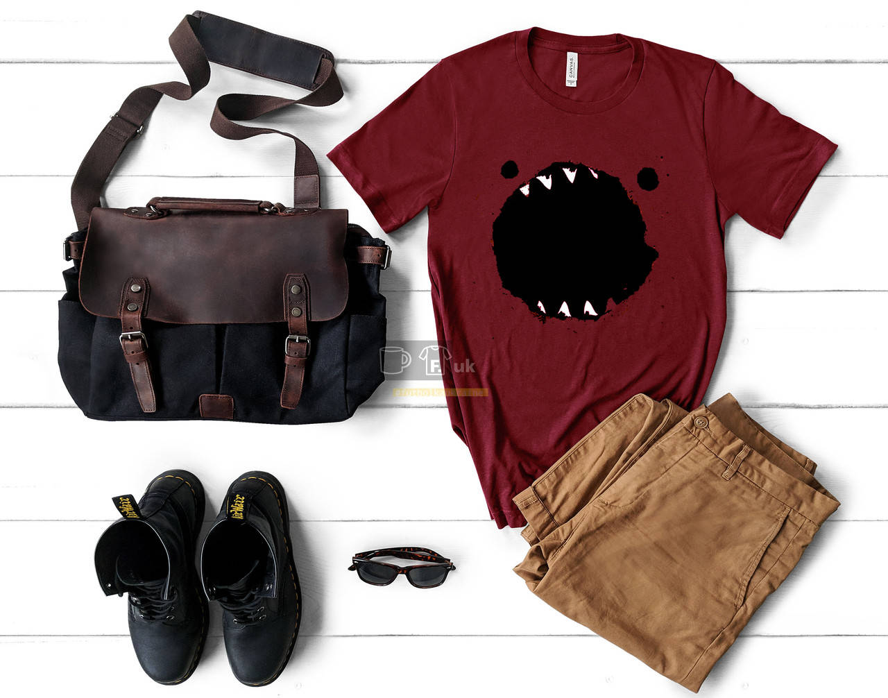 

Крутая мужская футболка с принтом