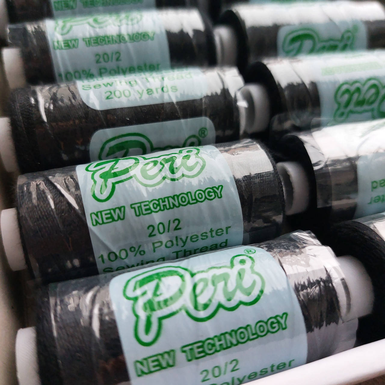 

Джинсовая нить Peri 20/2