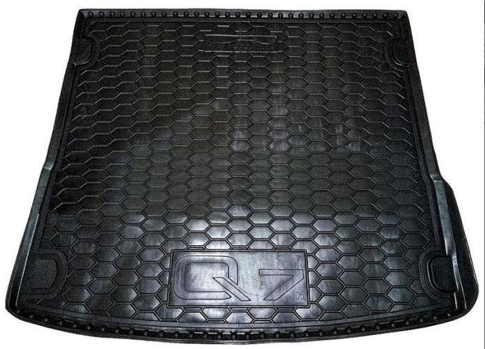 

Коврик в багажник для Audi Q7 (2005>) резино-пластиковый (AVTO-Gumm) автогум, Черный