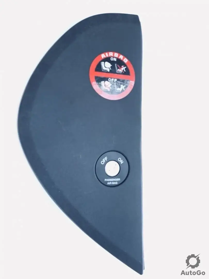 

Защита панели торпедо правая Kia Ceed 84786-1H000