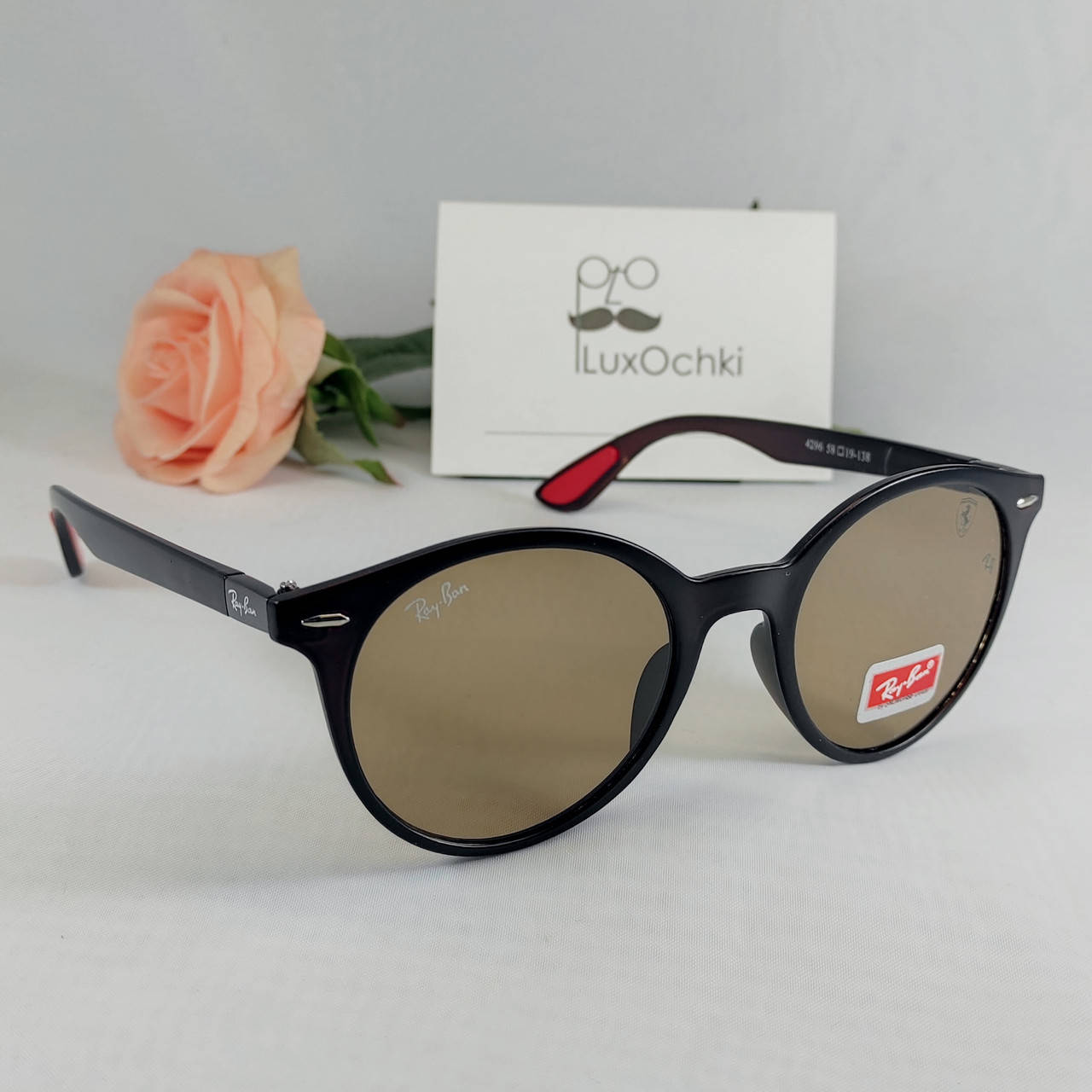 

Круглые стильные солнцезащитные очки Ray Ban Ferrari стеклянная линза, Красный