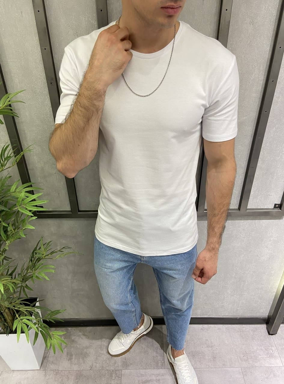 

Хлопковая однотонная футболка белого цвета (белая) больших размеров Турция