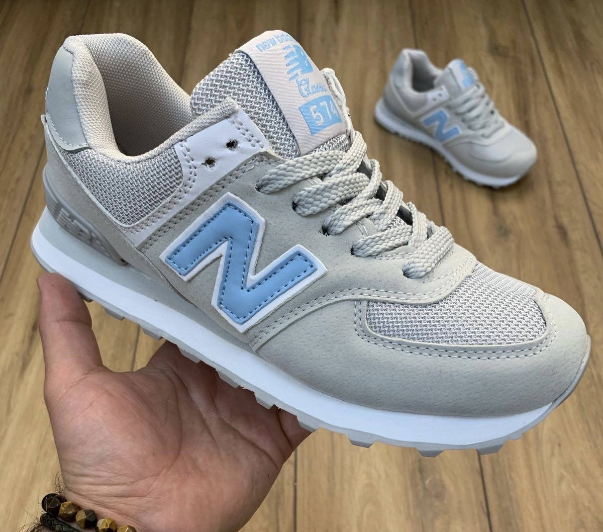 

Кроссовки женские бежевые new balance 574