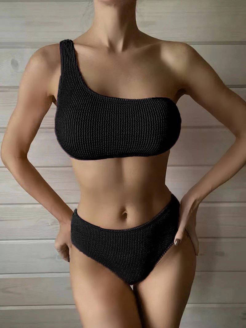 

Женский раздельный купальник жатка на одно плечо HAWAII черный размер М