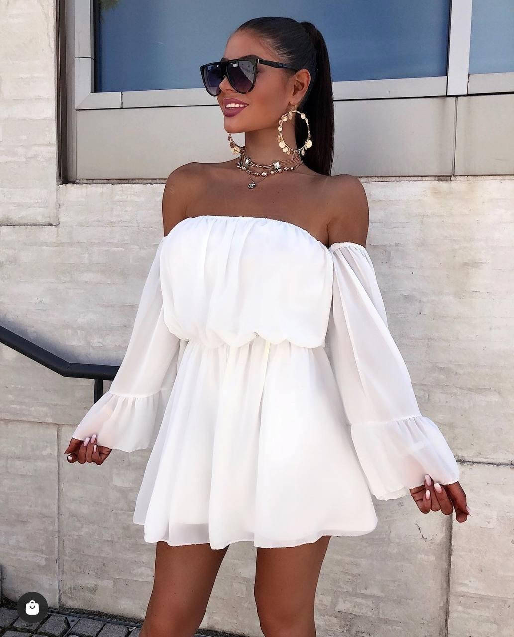 

Платье шифоновое с открытыми плечами