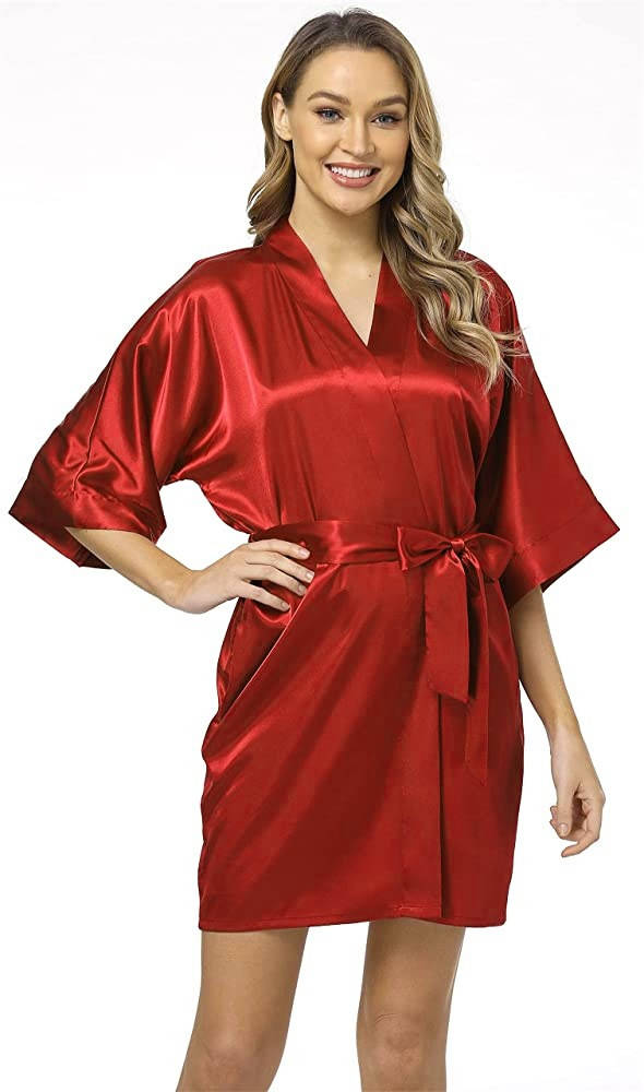 

Халат атласный женский короткий красный