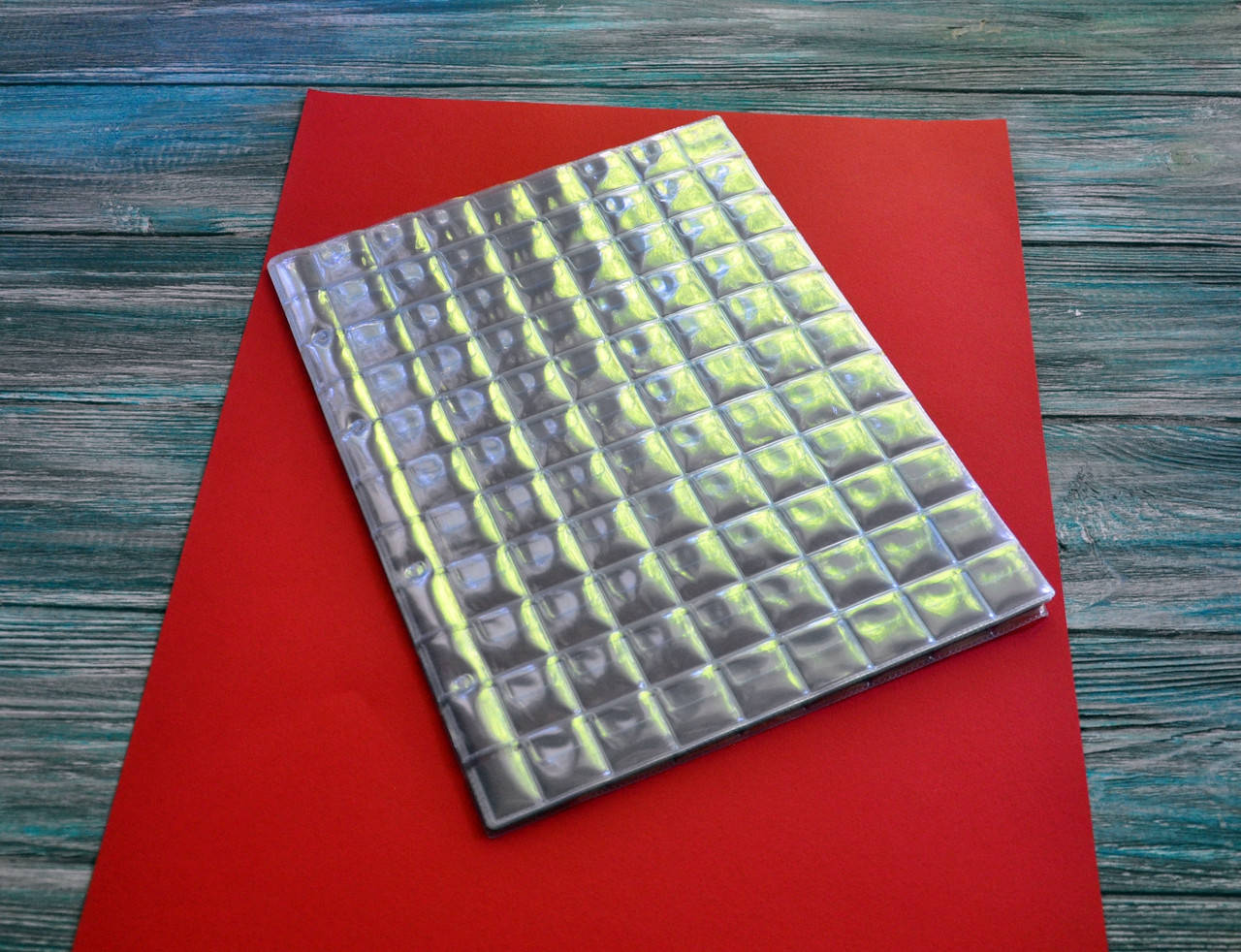 

Лист для монет 200*250мм (Optima) 8х11 тип 88 (20х20)