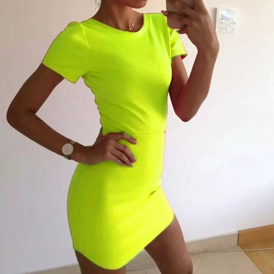 

Повседневное летнее платье-футболка из дайвинга