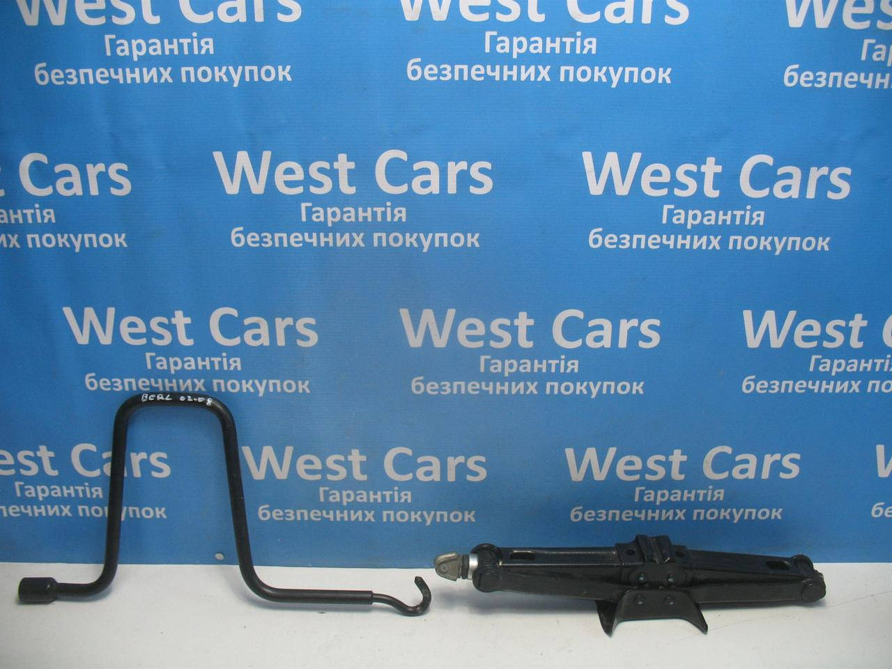 

Домкрат Citroen Berlingo с 2002 по 2008