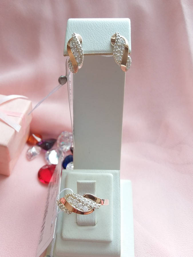 

Серебряный гарнитур Мелодия"Г"