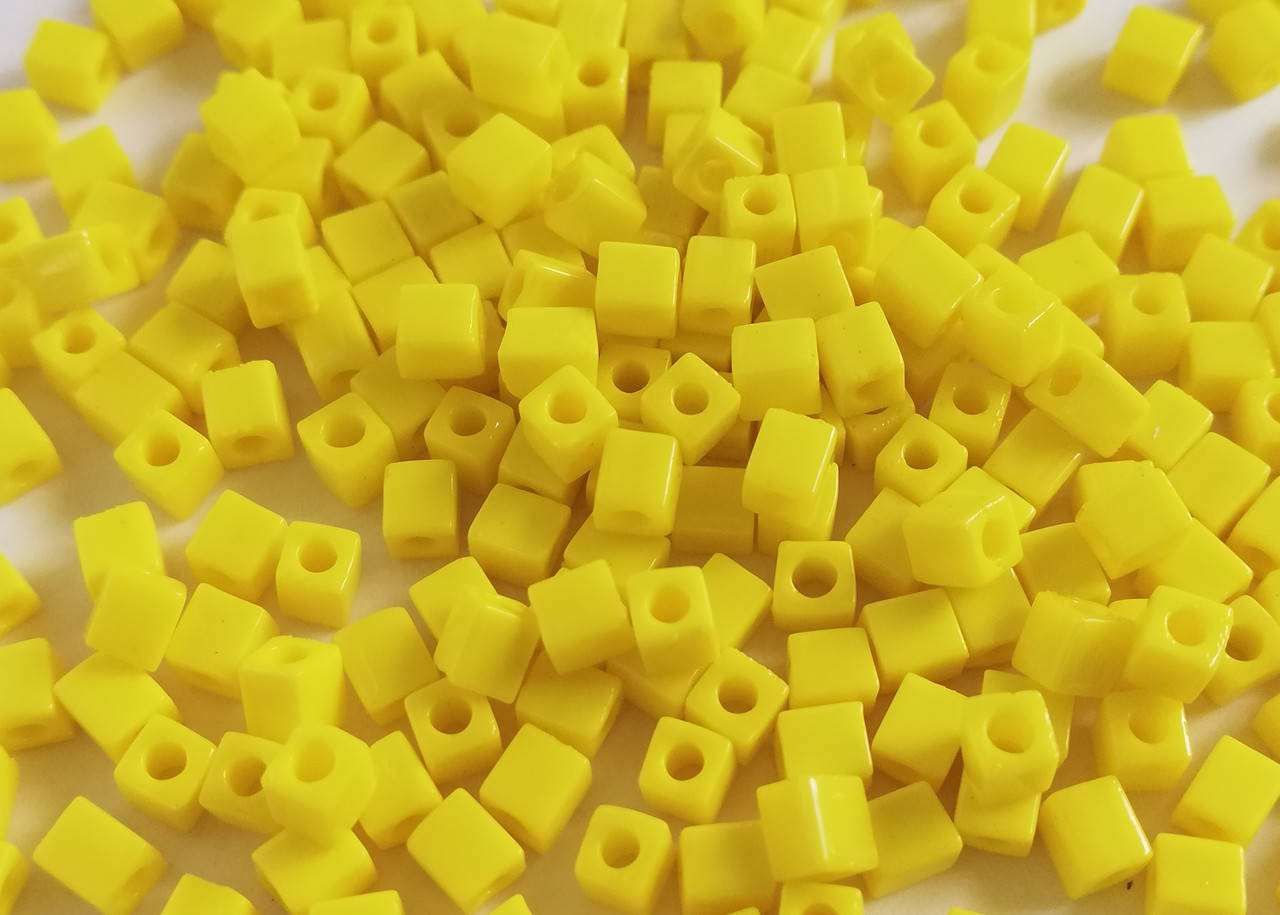 

Miyuki Square Beads 3 мм SB0404 Opaque Yellow