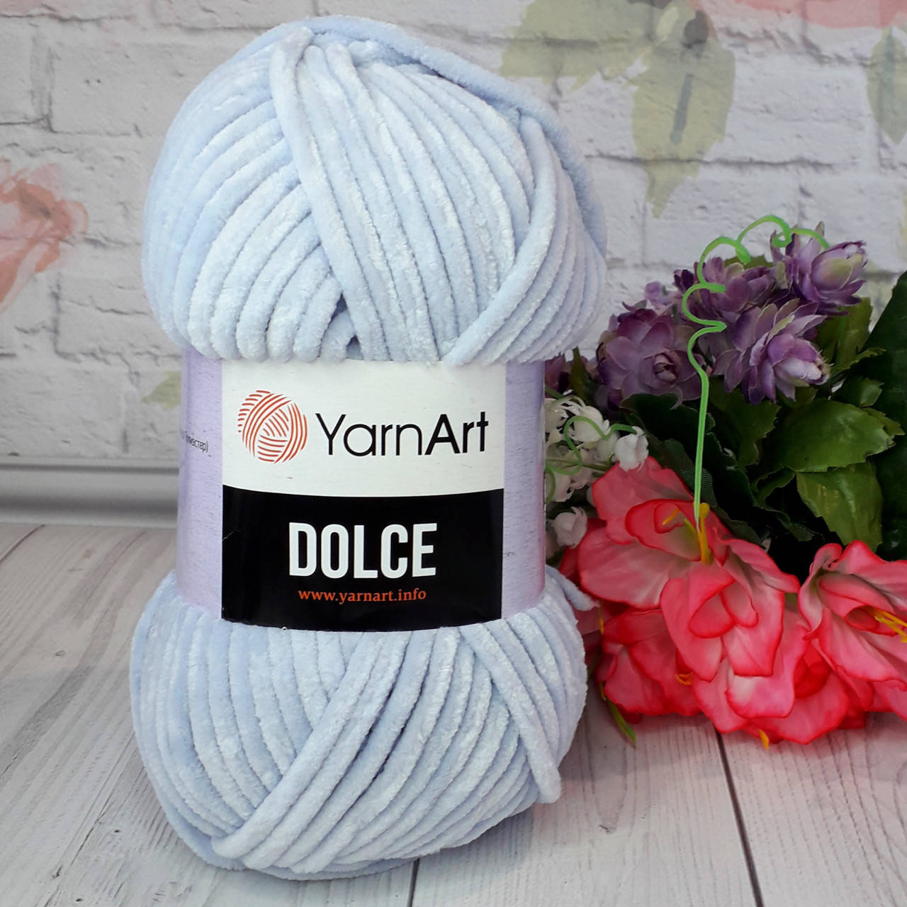 

Плюшева пряжа YarnArt Dolce (Ярнарт Дольче)