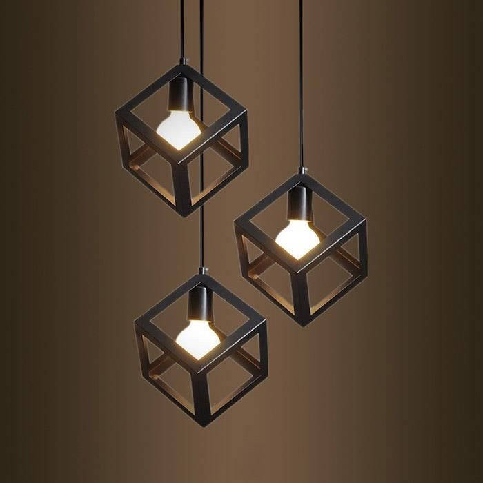 

Люстра в стиле лофт Подвесная куб SVLIGHT трехламповая A160/3 черный
