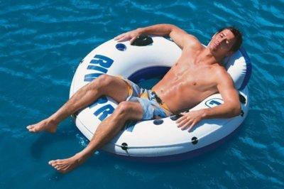 

Надувное кресло круг для плавания River Run Intex 58825