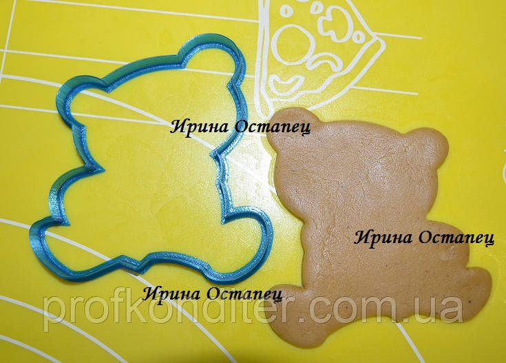 Вирубка Ведмедик з серцем №1, висота 8см