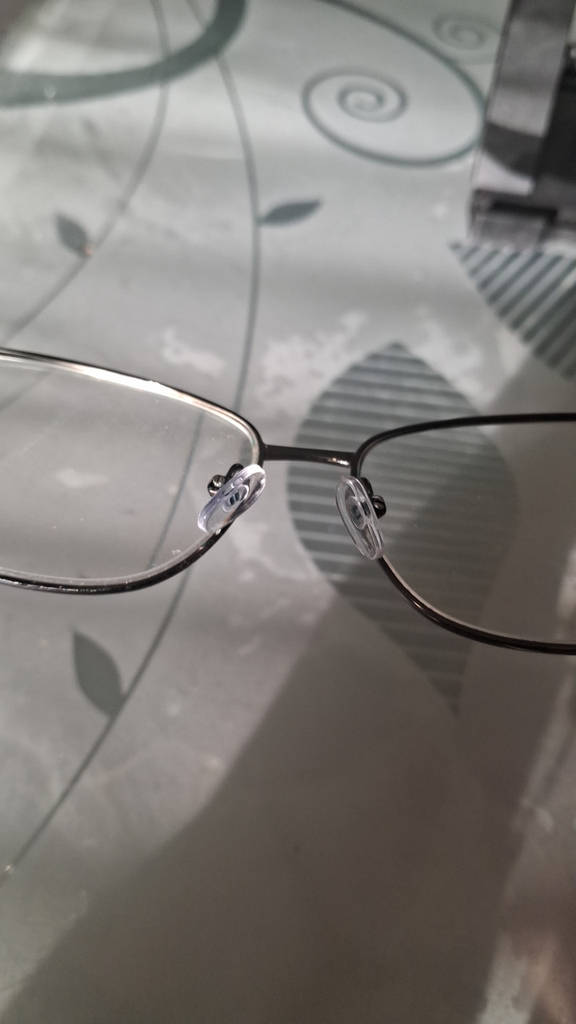 Силіконові носові подушечки для окулярів 6 шт (3 пари) Прозорі середньої жорсткості - фото покупців 1