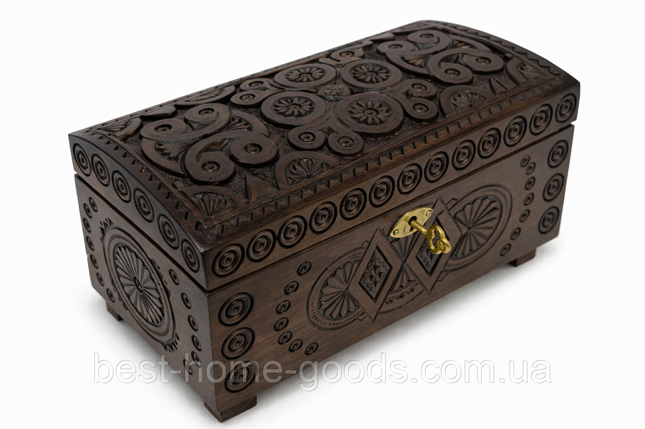 Різьблена дерев’яна шкатулка з горіха | 17.8×9×10.3 см | Механічний замок на ключ | Оксамитове дно | Унікальний подарунок, фото 1