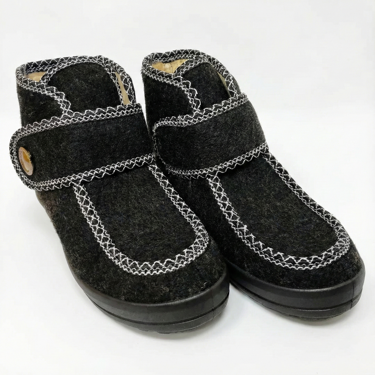 Бурки жіночі високі суконні на липучці. Чорні зимові чуні для широкої ноги. Розміри 37-42, фото 1