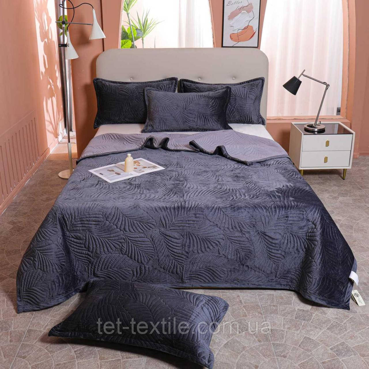 Покривало велюрове Mallory Home Monstera 160х210 см графіт