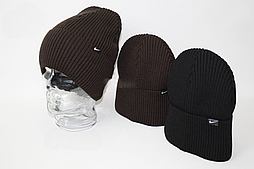 Стильна дитяча шапка  в різних кольорах