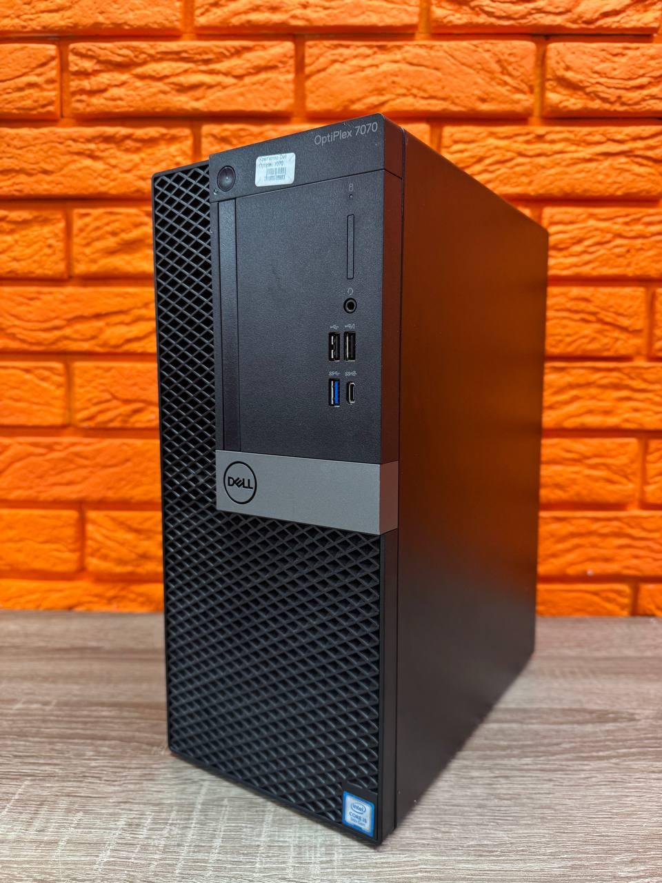 Комп'ютер Dell Optiplex 7070 MiniTower, Intel Core i5-9500 4.4GHz, DDR4 16ГБ, NVME 256ГБ, Type-C, Win11
