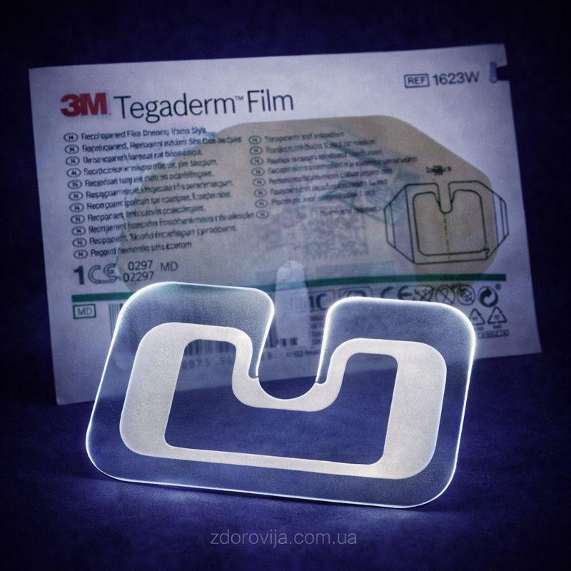 Прозора стерильна пов’язка 3M Tegaderm Film 1623W, 6×7 см, з рамкою