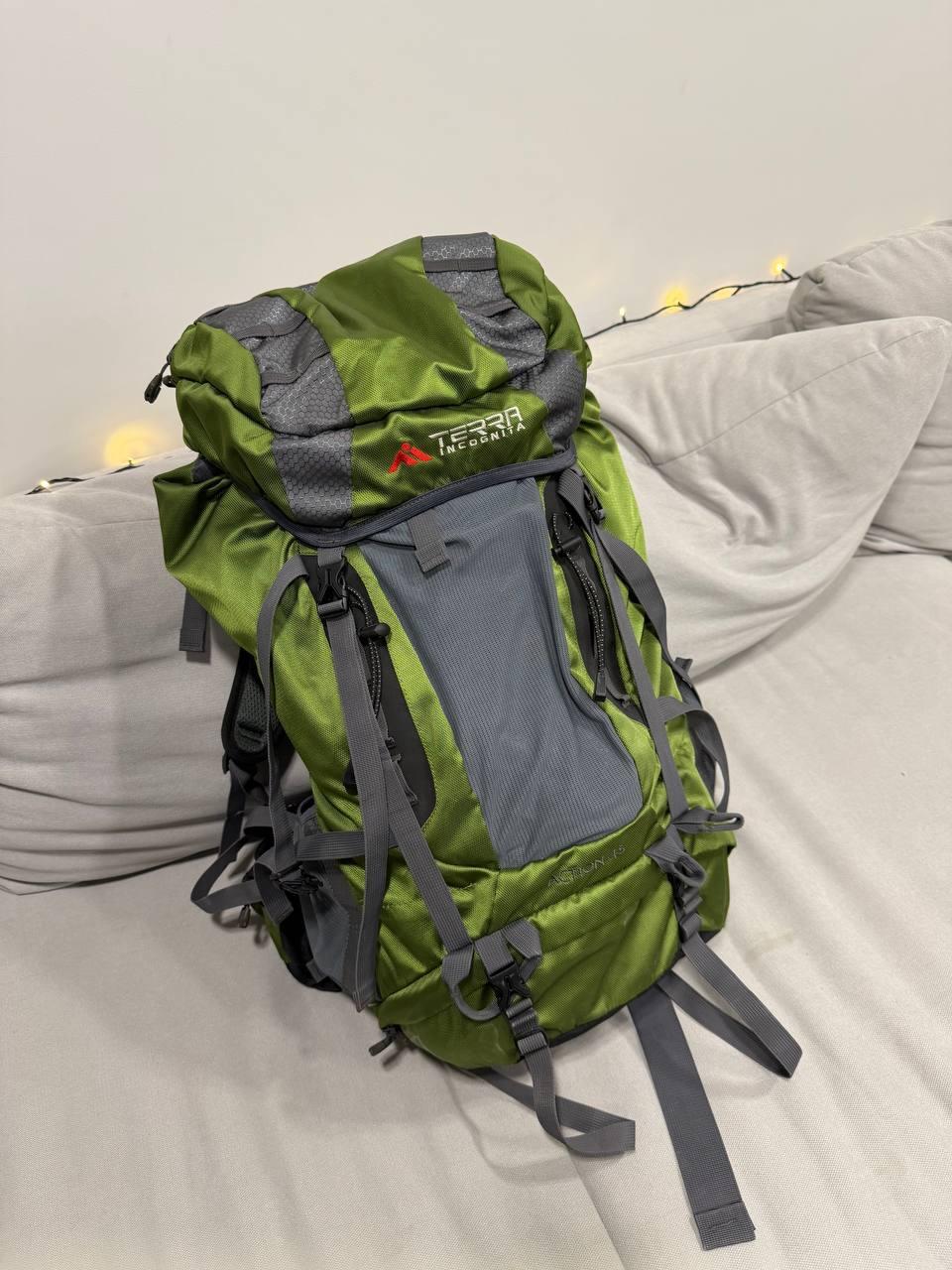 Туристичний рюкзак Terra Incognita Action на 45л